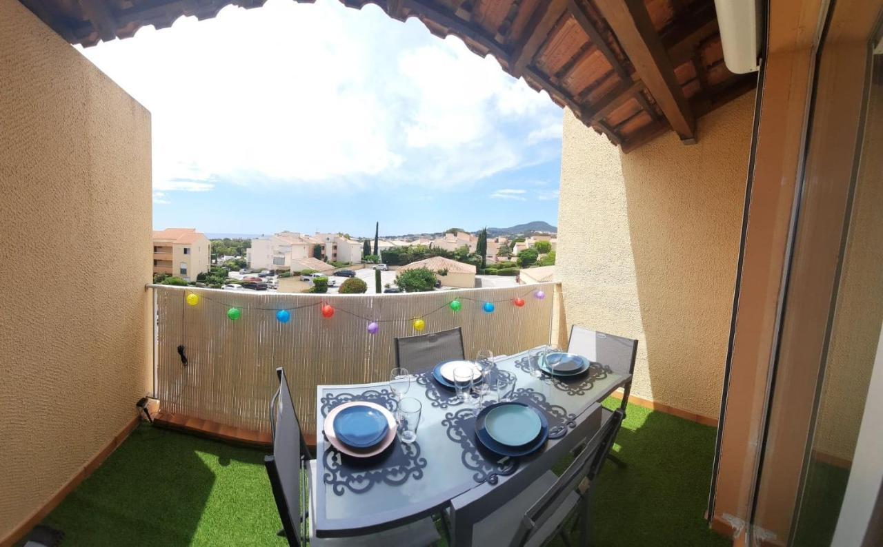 Superbe Appartement Avec Balcon Vue Mer ! Carqueiranne Eksteriør billede