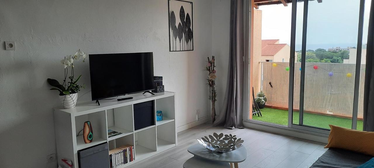 Superbe Appartement Avec Balcon Vue Mer ! Carqueiranne Eksteriør billede
